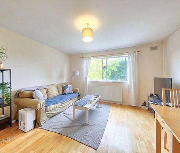 1 bedroom property to rent - Photo 2