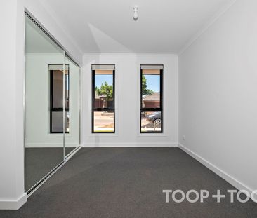 Modern & Flexible Living in a Fantastic Location! - Photo 4