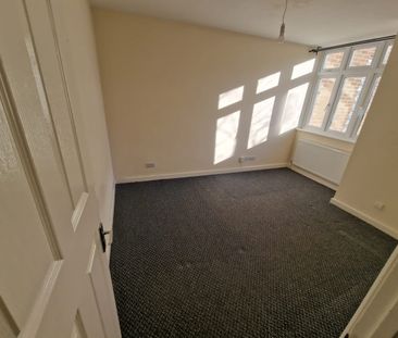 5 Bed Terraced House, Windsor Crescent, HA9 - Photo 5