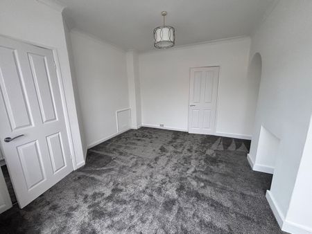 3 Bed Semi-Detached House, Alnwick Road, S12 - Photo 3