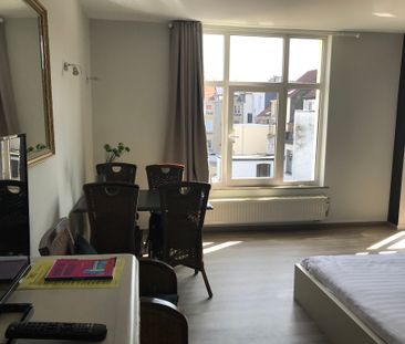 Studio in Brussels (Schuman), EU District - Photo 3