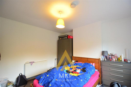 5 bedroom terraced house to rent - Photo 5