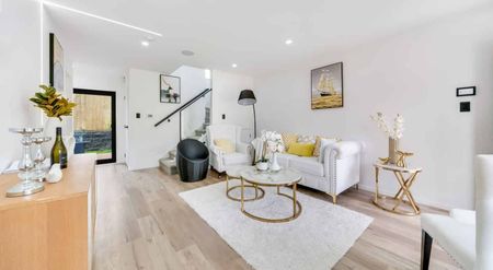 Brand New 3 Bedroom Townhouse - Photo 2