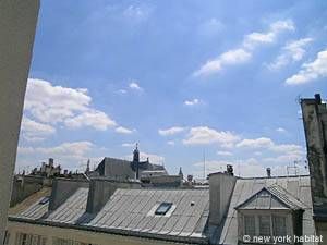 Logement à Paris, Location meublée - Photo 3