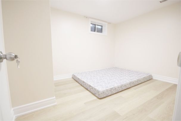 For Lease - 362 Hollyberry Trail Unit# Bsmt, Toronto, Ontario - Photo 1