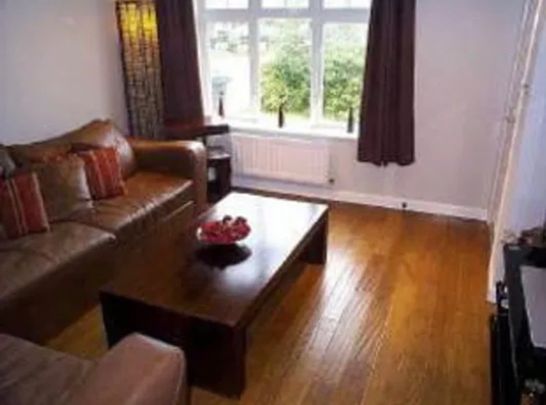 3 Bed End Terrace, Mclaren Fields, LS13 - Photo 1
