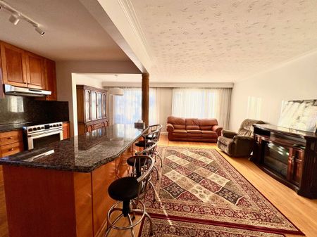 For Lease - 19 Budea Crescent, Toronto, Ontario - Photo 3