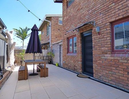 Fantastic location - moments from Tuggerah Lakes Waterfront - Photo 3