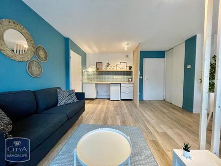 Location Appartement 2 pièces 46m² ST ETIENNE 42000 - Photo 2