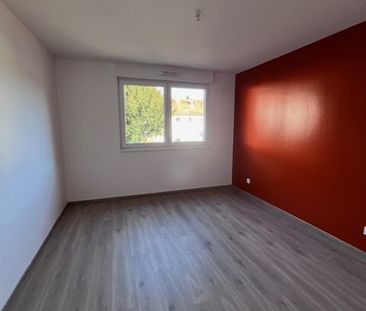 Location Appartement 3 pièces 70m² - Photo 2