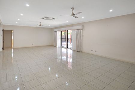 BEST OF THE BEST - Pretty Pool Manor with so Many Extras - Photo 5