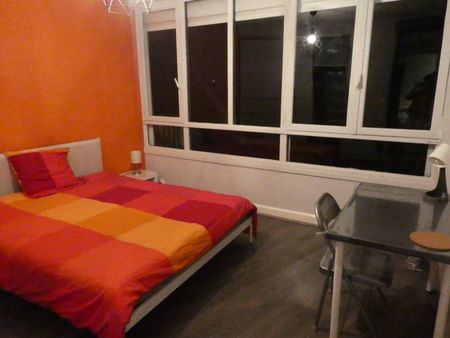 Beau lieu de convivialité entre colocataires - Photo 3