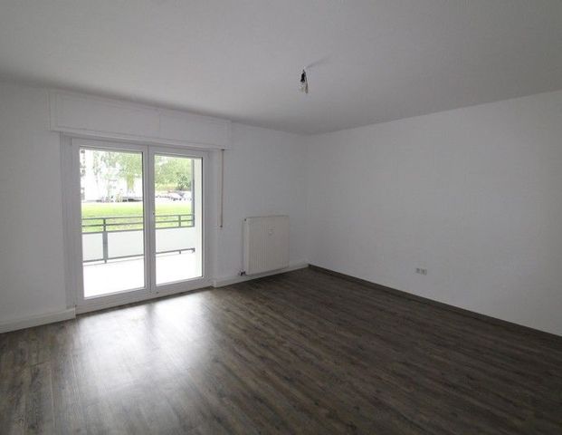 Komplett modernisierte 3-Zimmer-Wohnung mit großem Balkon! - Foto 1