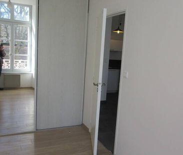 Location appartement t1 bis 2 pièces 36 m² à Rodez (12000) Centre A... - Photo 4