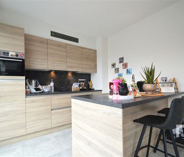 Recent gebouwd appartement met staanplaats te huur in centrum Ieper. - Photo 5