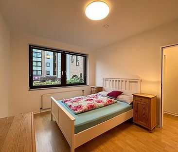 Moderne 3-Zimmer-Wohnung mit Aufzug im Herzen von Siegburg - Photo 1