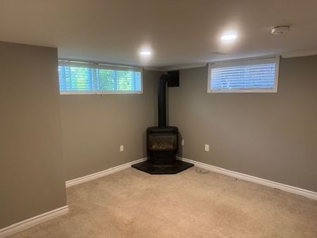 For Lease - 6 Prince Charles Drive Unit# Lower, Halton Hills, Ontario - Photo 4