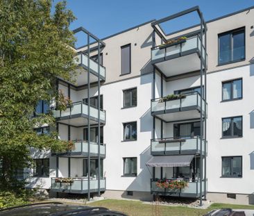 Hochwertige 2-Zimmer-Etagenwohnung mit Einbauküche und großem Badez... - Foto 3