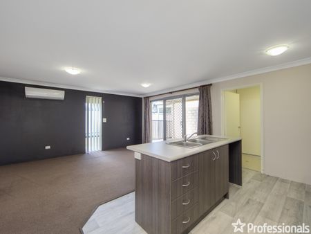 28 Mangosteen Drive, Forrestfield WA 6058 - Photo 5