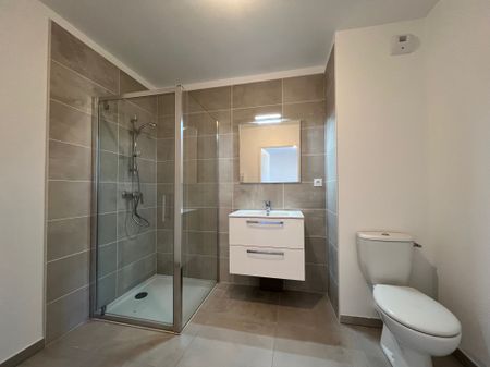 Location Appartement 1 pièce 30m² AJACCIO 20090 - Photo 3