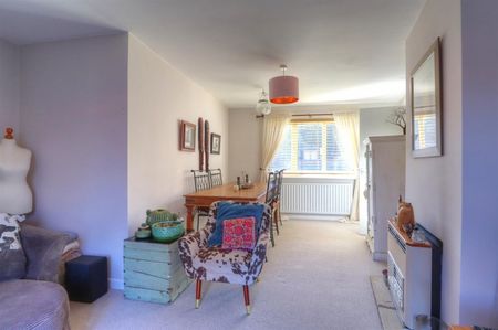 3 BED Terraced House To rent - Photo 5