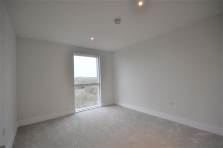 Kidbrooke Park Road, Kidbrooke Village, London, SE3 9FY - Photo 2