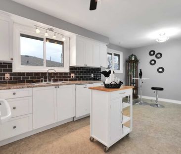 For Lease - 77 Cromwell Avenue, Oshawa, Ontario - Photo 5