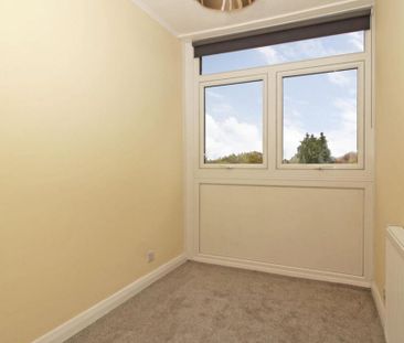 3 bedroom maisonette to rent - Photo 5