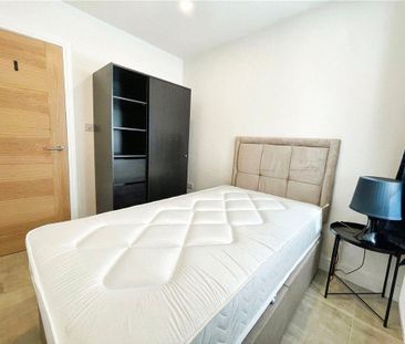 2 bedroom maisonette to rent - Photo 4