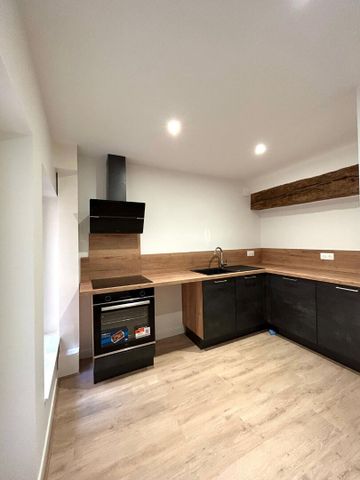 Location Appartement 4 pièces 80m² - Photo 4