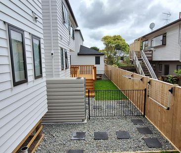 Brand new over the Shore. - Photo 2