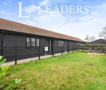 Eastfield Stables, Elsenham, CM24 - Photo 5