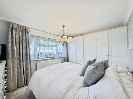 3 bedroom semi-detached house to rent - Photo 4