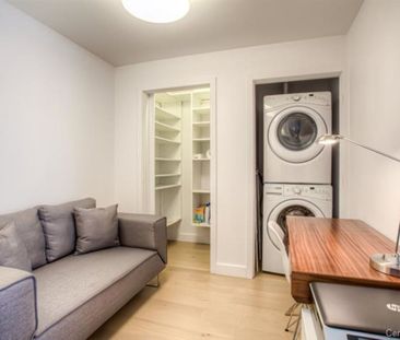 Condo for rent, Montréal (Ville-Marie) - Photo 2