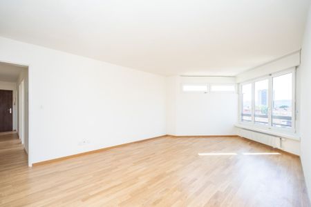 Wunderschöne Wohnung im Zentrum von Biel! - Photo 3