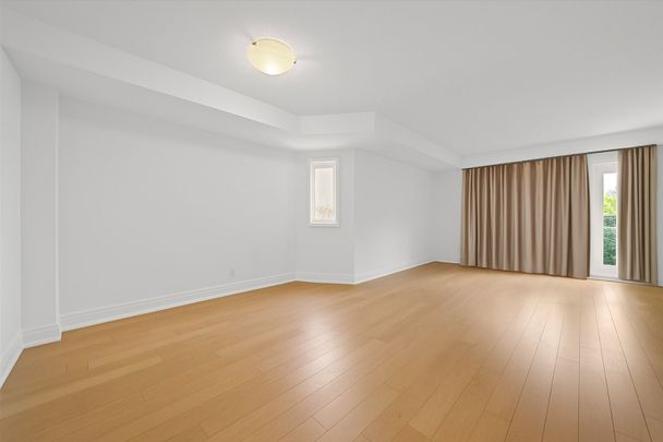 For Lease - 69 Steele Park Private, Cyrville - Carson Grove - Pineview, Ontario - Photo 1