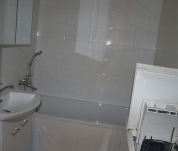 Pronájem bytu 2+1 57 m2 - Fotografie 4