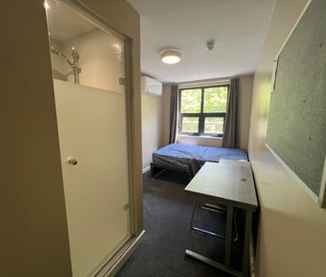 Room in a Shared Flat, Classic House, BS1 - Photo 5