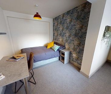 3 bedroom flat to rent - Photo 5
