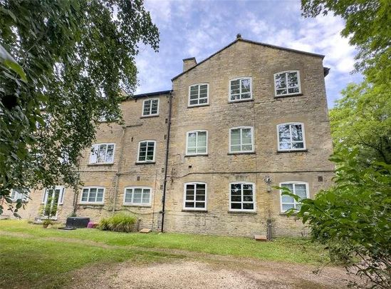 Woodgreen, Witney, Oxfordshire, OX28 - Photo 1