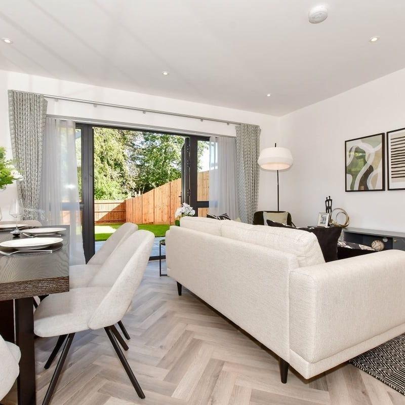 4 bedroom terraced house to rent - Photo 1