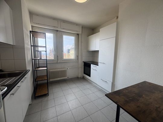 Beautiful and spacious 1-room apartment - Photo 1