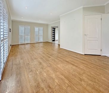 Luxury Family Home with Pool, Space & Prime Location - Photo 5