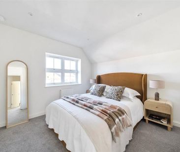 3 bedroom end of terrace house to rent - Photo 1
