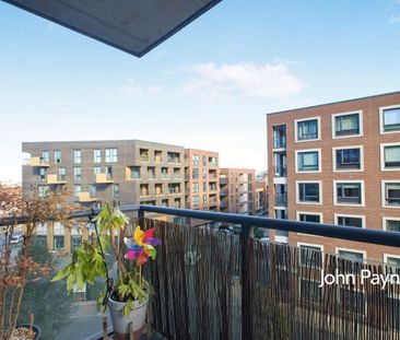 Parkside Avenue, London, SE10 - Photo 5