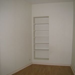 À louer / Appartement F2 DUPLEX / BESANCON CENTRE VILLE/BAS BATTANT 4 rue Battant - Photo 4