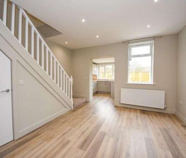 First Avenue, Springfield, Wigan, WN6 - Photo 1