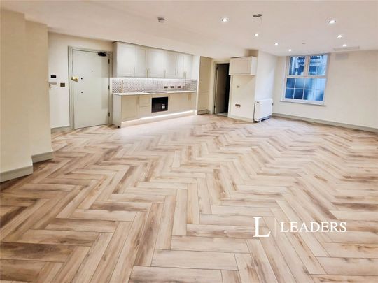 studio to rent Bartholomews, Brighton, East Sussex, BN1 - Photo 1