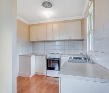 Home For Rent - Photo 4