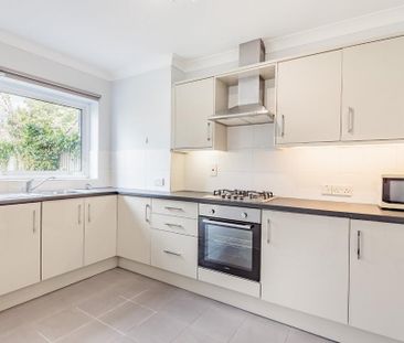 Studio to rent - Photo 2